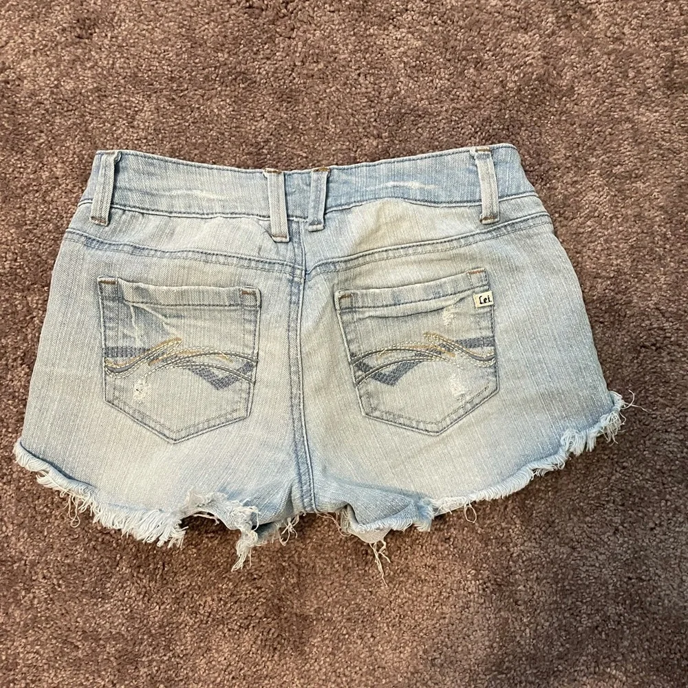 Jean shorts - Picture 2 of 2